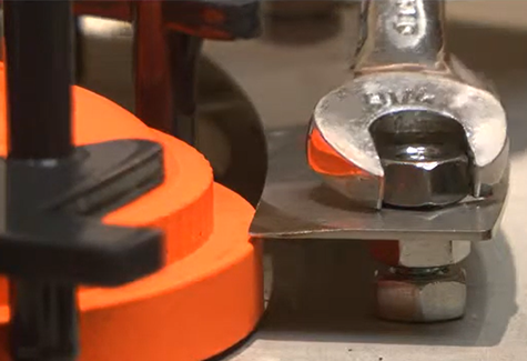 Outer Knife Separator Side Adjustment